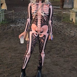 Skeleton suit